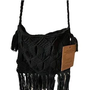 NWT'S Clever Carriage Artisan Handmade Macram Crossbody Bag in Black